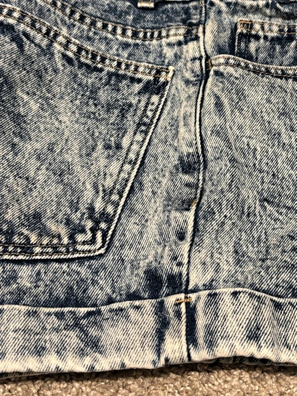 American Apparel Acid Wash Denim Cuff Shorts Size 2 (8) Blue
